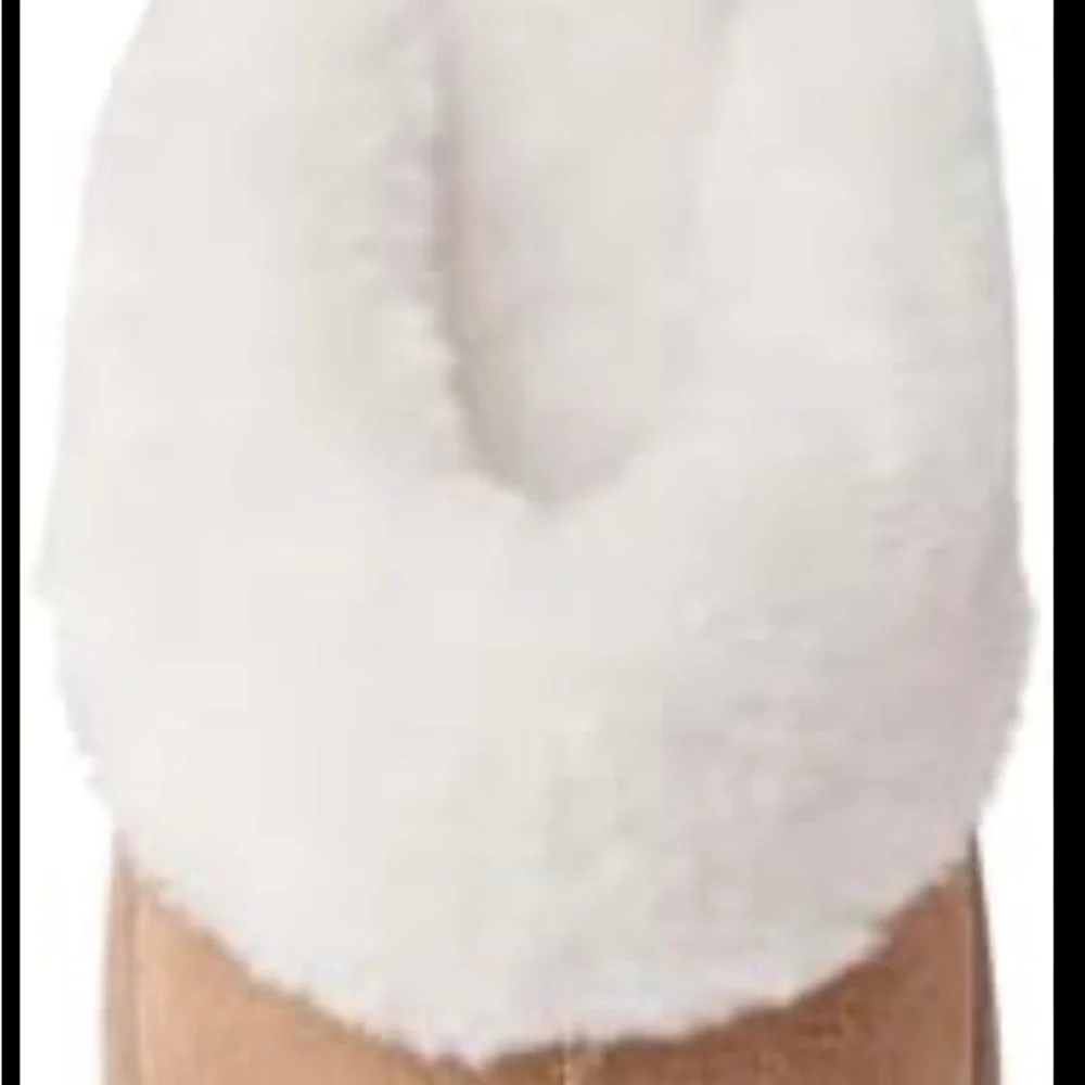 Old Friend Kid's Bobcat Acrylic Fleece-lined Scuff Slippers size 3